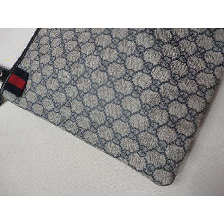 Gucci(����) 246412 ���̺� �ñ״�ó �� ���� GG�ΰ� PVC �޽��� ũ�ν��� w �̹���3 - ���̺��� �߰���ǰ
