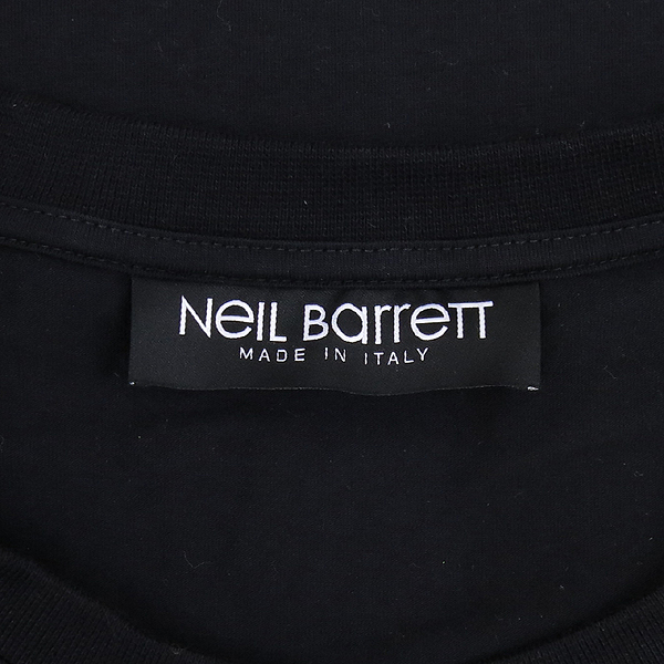 NEIL BARRETT(�ҹٷ�) 19SS BJT435P �����̵� ������ ������ ���� Ƽ [��������] �̹���4 - ���̺��� �߰���ǰ
