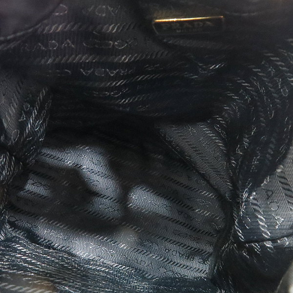 Prada(�����) 1BH038 ���� �к긯 Ʈ���� ���� ��Ŷ ��Ʈ�� + ũ�ν���Ʈ�� [��õ��] �̹���6 - ���̺��� �߰���ǰ