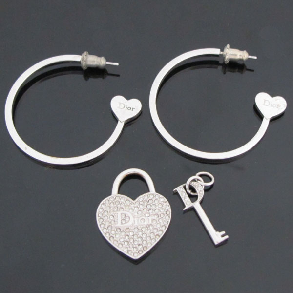 Dior(ũ����î���) D �ΰ� ť�� ��Ʈ ��� ���� �Ͱ��� [�뱸�ݿ��纻��] �̹���3 - ���̺��� �߰���ǰ