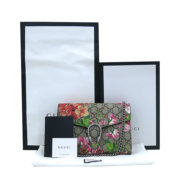 ���� ����ϼҽ� WOC ũ�ν��� 