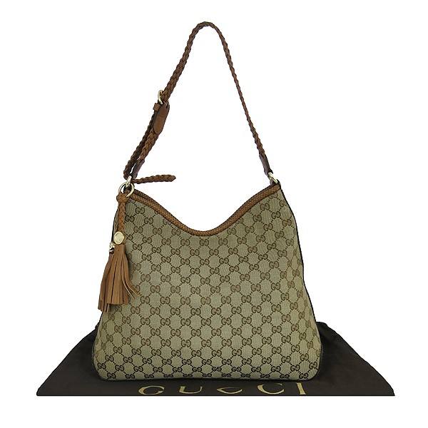 ����  �����