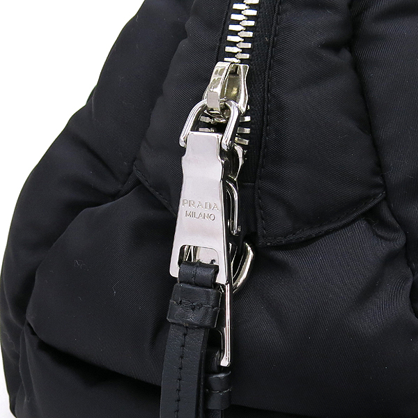 Prada(�����) BL0881 �ﰢ �ΰ� ��� TESSUTO BOMBER ���� �к긯 �е� ��Ʈ�� [��������] �̹���3 - ���̺��� �߰���ǰ