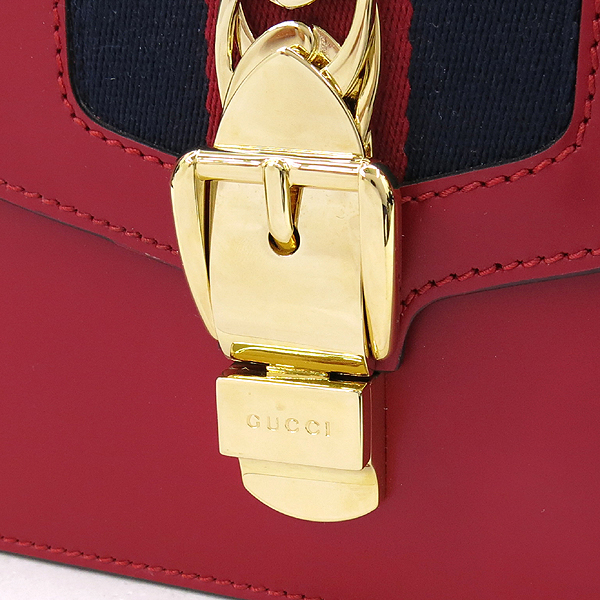 Gucci(����) 421882 Gucci Sylvie �Ǻ� ���� ���� ���� ����� + ���� ��Ʈ�� 2WAY [��������] �̹���4 - ���̺��� �߰���ǰ