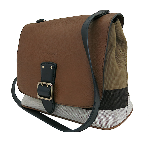 Burberry(������) 4020512 �Ͽ콺 üũ SHELLWOOD(�����) S ������ ���� �÷� ũ�ν��� [�λ꼾�Һ���] �̹���3 - ���̺��� �߰���ǰ