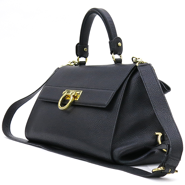 Ferragamo(��󰡸�) 21 F606 ������ ���� ���� ��ġ�� �� ��� ���Ǿ� ��Ʈ�� + �����Ʈ�� 2WAY [��������] �̹���3 - ���̺��� �߰���ǰ