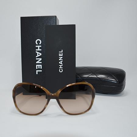 ����  ���۶�