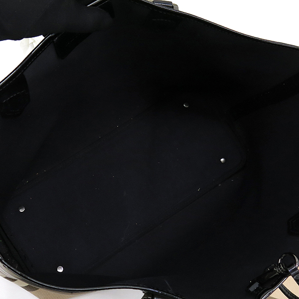 Burberry(������) 3489040 �� ���üũ PVC ���� ���̴�Ʈ NICKIE ��Ű ���� ����� + ���� �Ŀ�ġ [�����] �̹���5 - ���̺��� �߰���ǰ