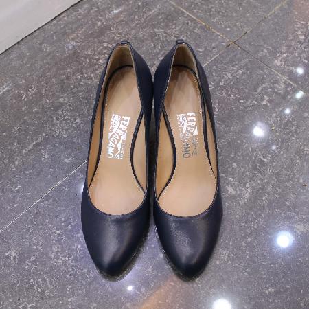 Ferragamo(��󰡸�)   ���̺� ���� ������ ���� w �̹���2 - ���̺��� �߰���ǰ