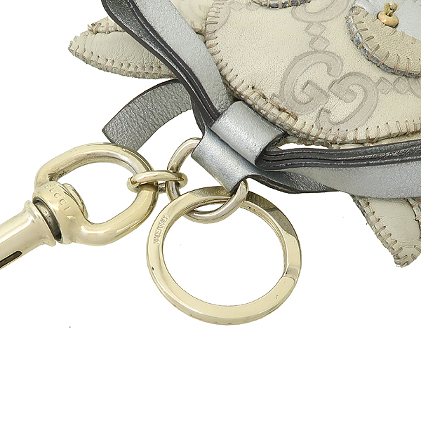 Gucci(����) 206081 CHARMS GUCCIOLI ������ ŰȦ�� [��������] �̹���2 - ���̺��� �߰���ǰ