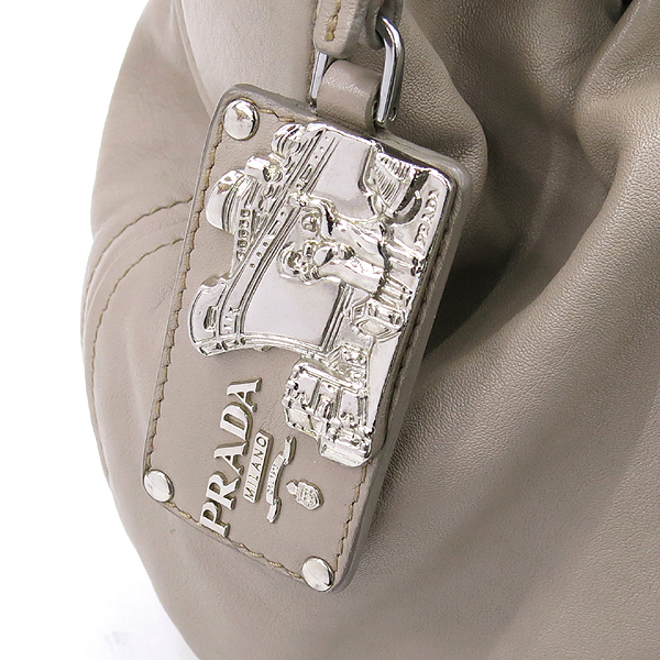 Prada(�����) ���� �ΰ� ��� ���� ȣ�� ����� [��������] �̹���3 - ���̺��� �߰���ǰ