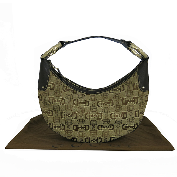 ����  �����