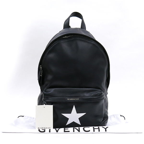 �����  ����