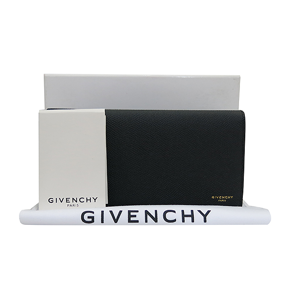 �����  ������