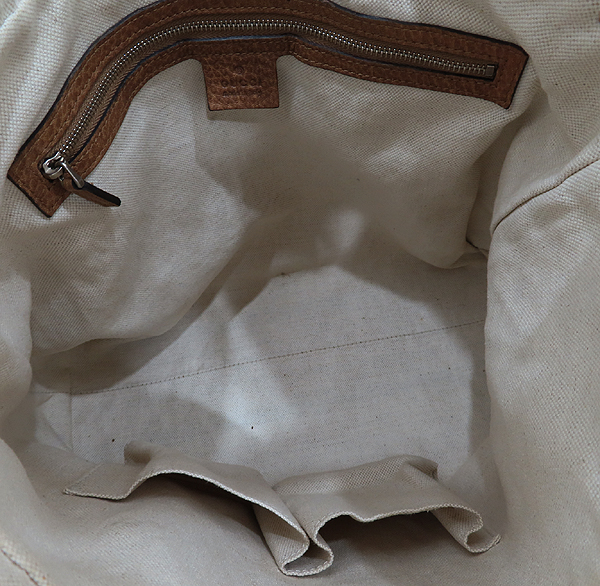 Gucci(����) 326514 GG �ΰ� �ڰ��� ���� ���� Ʈ���� ���ͷ�ŷ ��� ȣ�� 2WAY [��õ��] �̹���6 - ���̺��� �߰���ǰ