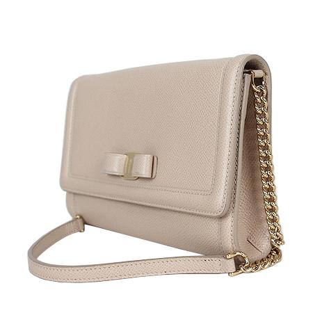 Ferragamo(��󰡸�) ����ٶ���� ������ ���� �̴� ü�� ũ�ν���[���ֻ���] �̹���3 - ���̺��� �߰���ǰ