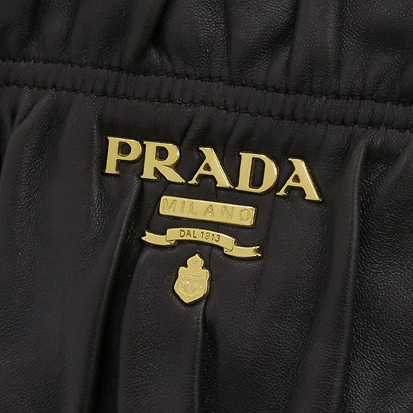 Prada(�����) BN1407 NAPPA GAUFRE ��ũ���� ���� ������ ����ΰ� ��Ʈ�� + �����Ʈ�� 2WAY [��������] �̹���4 - ���̺��� �߰���ǰ