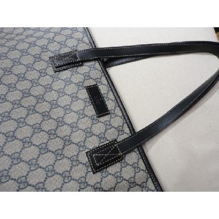 Gucci(����) 211120 GG�ΰ� PVC ���̺񷹴� Ʈ���� ���� ����� w �̹���4 - ���̺��� �߰���ǰ