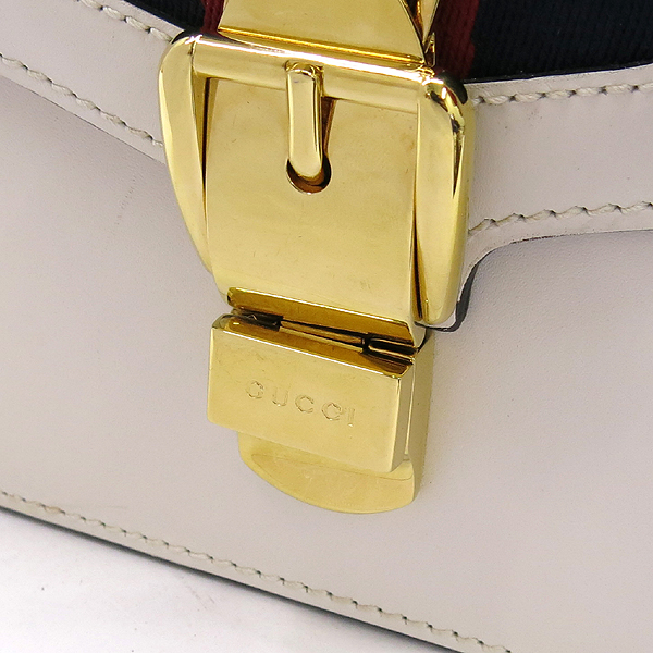 Gucci(����) 421882 Gucci Sylvie �Ǻ� ����ȭ��Ʈ ���� ���� ����� + ���� ��Ʈ�� 2WAY [��������] �̹���4 - ���̺��� �߰���ǰ