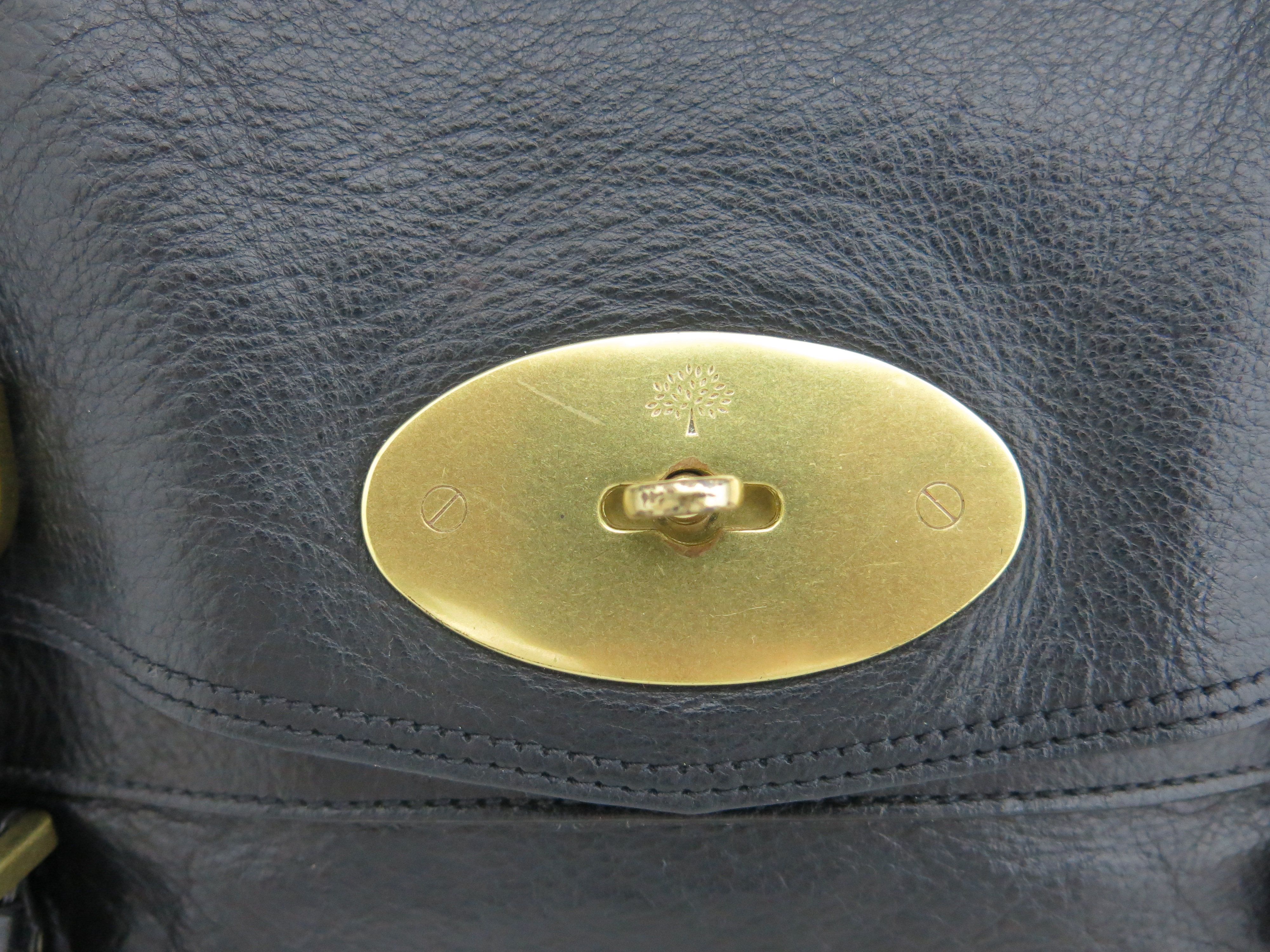 MULBERRY(�ֹ���) HH7541 �������� �˷��� ���������� ����ΰ� �� ��� ��Ʈ�� + �����Ʈ�� 2WAY [���빮��] �̹���4 - ���̺��� �߰���ǰ