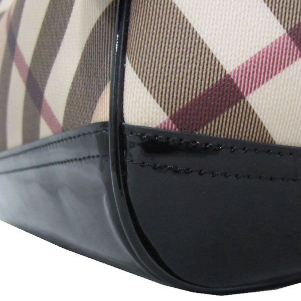 Burberry(������) ���üũ PVC ���� ���̴�Ʈ Ʈ���� ����� [�뱸�ݿ��纻��] �̹���4 - ���̺��� �߰���ǰ