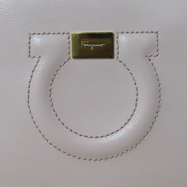 Ferragamo(��󰡸�) 21 H006 ��ũ �÷� ��ġ�� ��Ƽ �̴� ũ�ν��� [��������] �̹���5 - ���̺��� �߰���ǰ