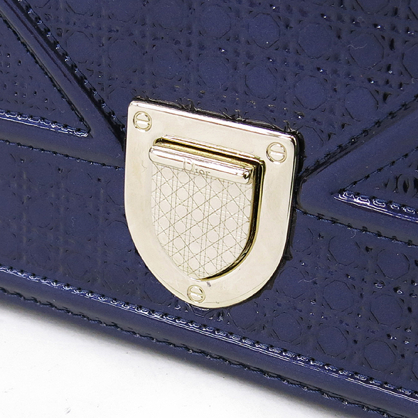 Dior(ũ����î���) M0422OSKN ���̺� ���̴�Ʈ ����ũ�� ��� DIORAMA(�����) ���� ü�� �÷� ����� [��������] �̹���4 - ���̺��� �߰���ǰ