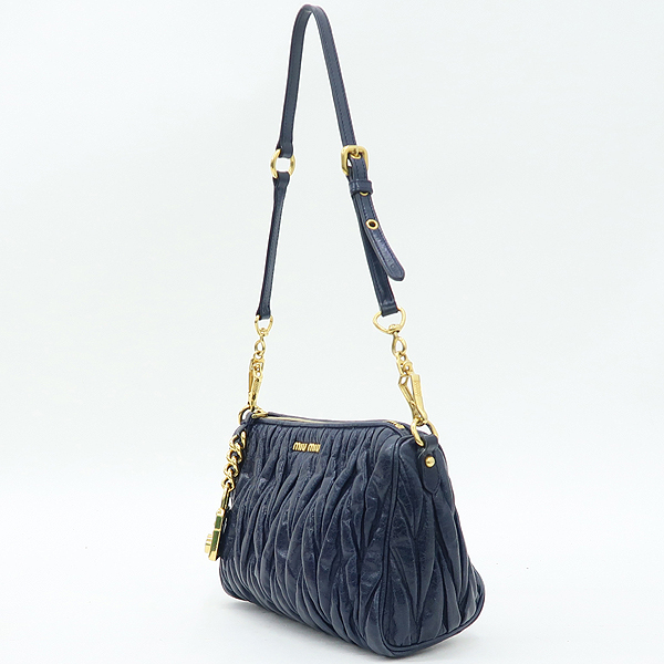 MiuMiu(�̿�̿�) ���� �ΰ� ��� ���׶� ���� �Ŀ�ġ�� �̴� ����� [�����] �̹���3 - ���̺��� �߰���ǰ