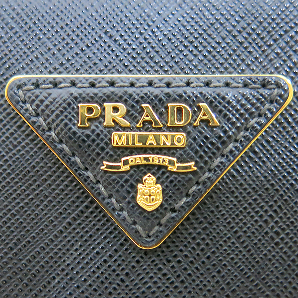 Prada(�����) B1786T ���� ���� ���ǾƳ� ���� ���� �ﰢ �ΰ� ��Ʈ�� + �����Ʈ�� 2WAY [�λ꼾�Һ���] �̹���4 - ���̺��� �߰���ǰ