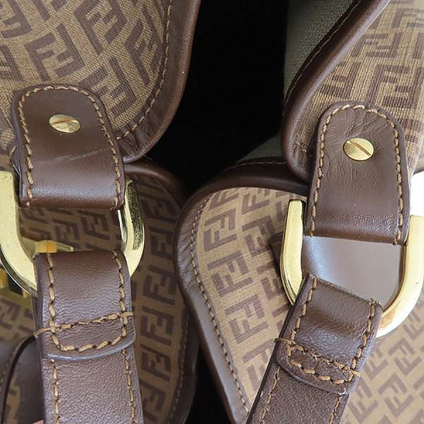 Fendi(���) 8BR661 ��ũ ���� ���� ���� ��Ŭ FF�ΰ� PVC ����� [��õ��] �̹���5 - ���̺��� �߰���ǰ