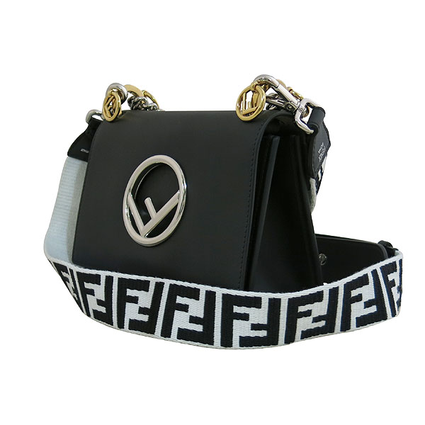 Fendi(���) 8BT286 ���� �÷� ���� ���� �ΰ� KAN I (ĭ ����) ����� �� ũ�ν��� [�뱸��������] �̹���3 - ���̺��� �߰���ǰ