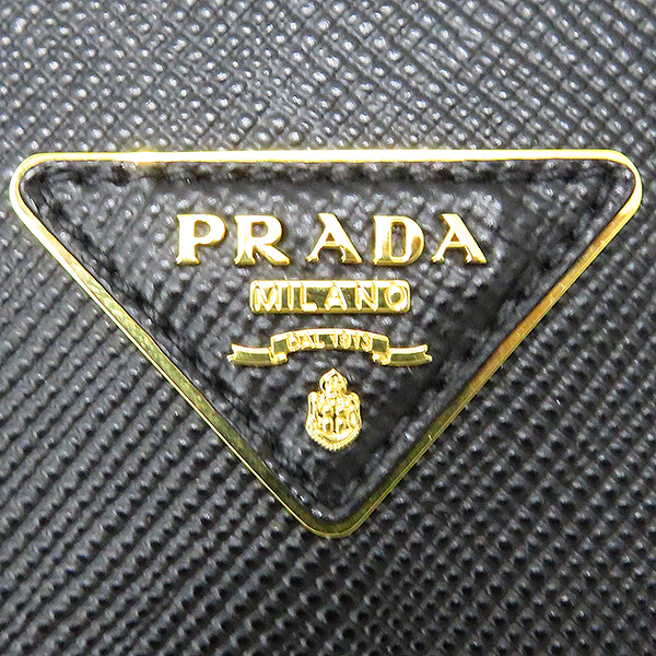 Prada(�����) 1BG775 ���� ���ǾƳ� ���� ��ũ �÷� ��� �ڵ� ���� �ﰢ �ΰ� ��� �κ��� ��Ʈ�� + �����Ʈ�� 2WAY [��������] �̹���6 - ���̺��� �߰���ǰ
