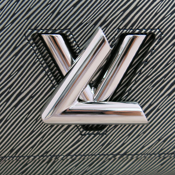 Louis Vuitton(���̺���) M54855 ���� ��ũ ���� �÷� Ʈ����Ʈ MM �ñ״�ó LV Ʈ����Ʈ �� ü�� �÷� ��� �� ũ�ν��� [�뱸��������] �̹���4 - ���̺��� �߰���ǰ