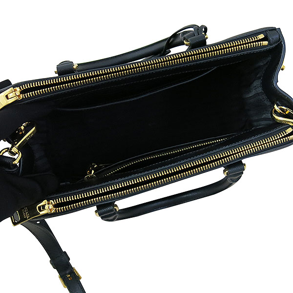 Prada(�����) 1BA863 SAFFIANO LUX NERO ���� ���ǾƳ� ���� �������� ����Ż �ΰ� ������ ��Ʈ�� + �����Ʈ�� 2WAY [�뱸��������] �̹���6 - ���̺��� �߰���ǰ