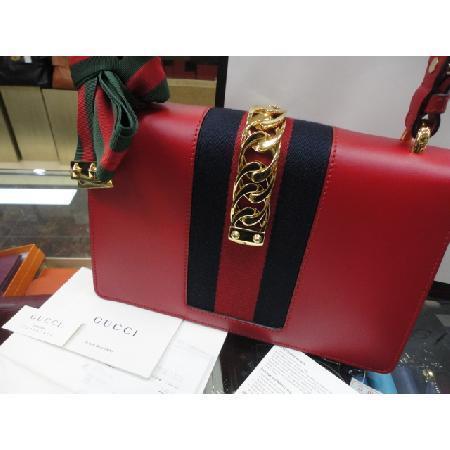 Gucci(����) 421882 Gucci Sylvie �Ǻ� ���� ���� ���� ����� + ���� ��Ʈ�� 2WAY �̹���3 - ���̺��� �߰���ǰ