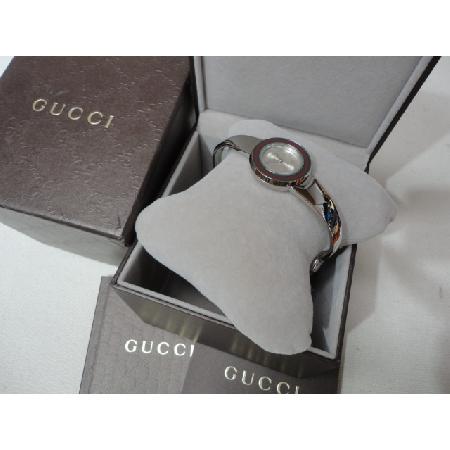 ���ñ�)Gucci(����) YA129506  ���� ��ƿ ������ �ð� w �̹���4 - ���̺��� �߰���ǰ