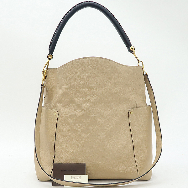 ���̺��� �ٰ��� ȣ����