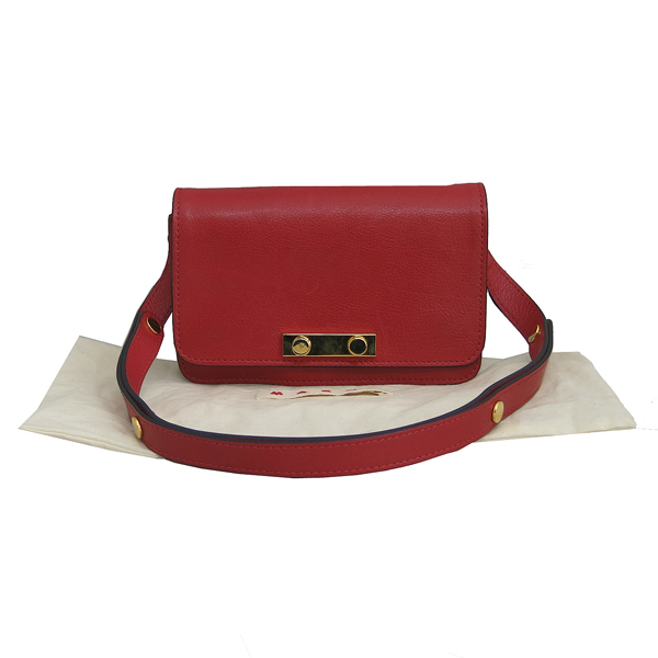 ������  �����