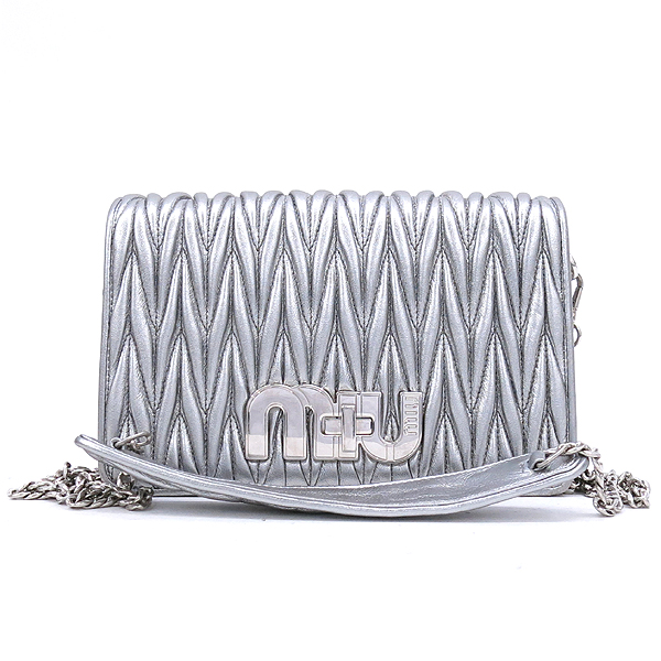 MiuMiu(�̿�̿�) 5BF069 �ǹ� �÷� ũ�ν��� [�����] �̹���2 - ���̺��� �߰���ǰ