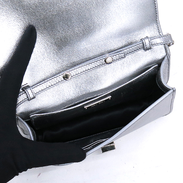 MiuMiu(�̿�̿�) 5BF069 �ǹ� �÷� ũ�ν��� [�����] �̹���5 - ���̺��� �߰���ǰ