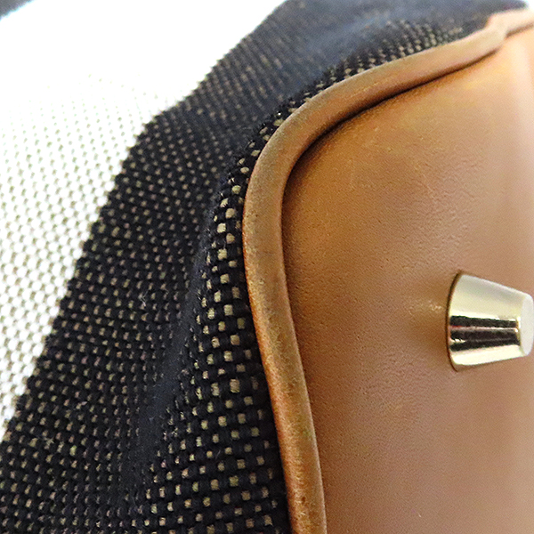 Burberry(������) 39457421 �Ͽ콺 üũ �к긯 SUSANNA ���ܳ� ȣ�� ��Ʈ�� �����Ʈ�� 2WAY + ���� �Ŀ�ġ [��������] �̹���5 - ���̺��� �߰���ǰ