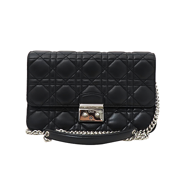 Dior(ũ����î���) S0257PGAI �����÷� �̽� ��� ���� ü�� ũ�ν��� [�λ꼭��Ե���] �̹���2 - ���̺��� �߰���ǰ