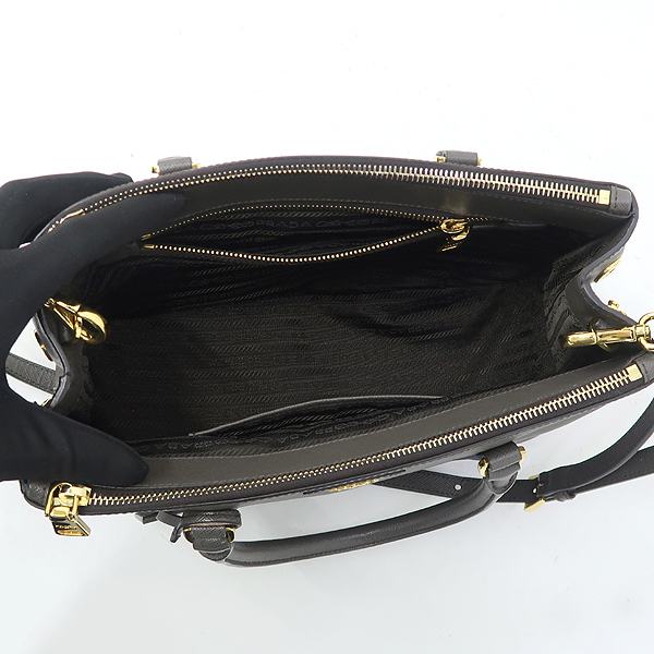 Prada(�����) 1BA863 ���� �������� �׷��� ���� ���ǾƳ� ���� ��Ʈ�� + ��� ��Ʈ�� 2WAY [��������] �̹���4 - ���̺��� �߰���ǰ