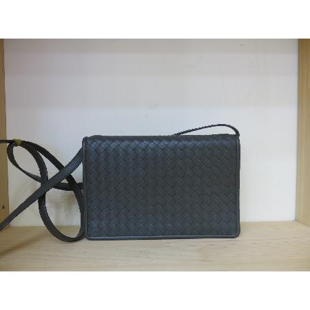 BOTTEGAVENETA ��Ʈ��ġ���� ũ�ν��� �̹���2 - ���̺��� �߰���ǰ