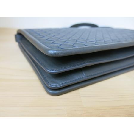 BOTTEGAVENETA ��Ʈ��ġ���� ũ�ν��� �̹���4 - ���̺��� �߰���ǰ