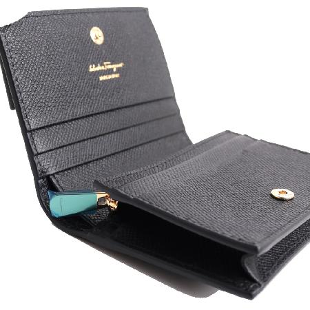 Ferragamo(��󰡸�) 22 D515 �ٶ� ���� ������ ����[����ż�����]W �̹���3 - ���̺��� �߰���ǰ