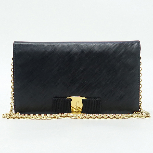 Ferragamo(󰡸) 22 B850  ÷   ٶ  Ŭġ ũν []