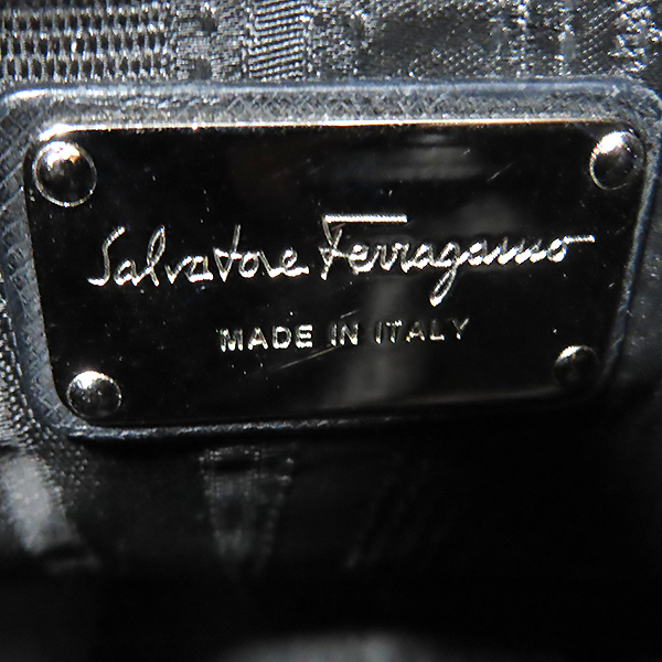 Ferragamo(��󰡸�) 21 B982 ��ġ�� �ΰ� ��� ���� �÷� ���ǾƳ� ���� ��Ʈ�� [��������] �̹���6 - ���̺��� �߰���ǰ