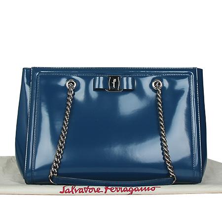 Ferragamo(��󰡸�) G399 ����ٶ���� ���� ���̴�Ʈ ü�� �����(���ֻ���) �̹���2 - ���̺��� �߰���ǰ