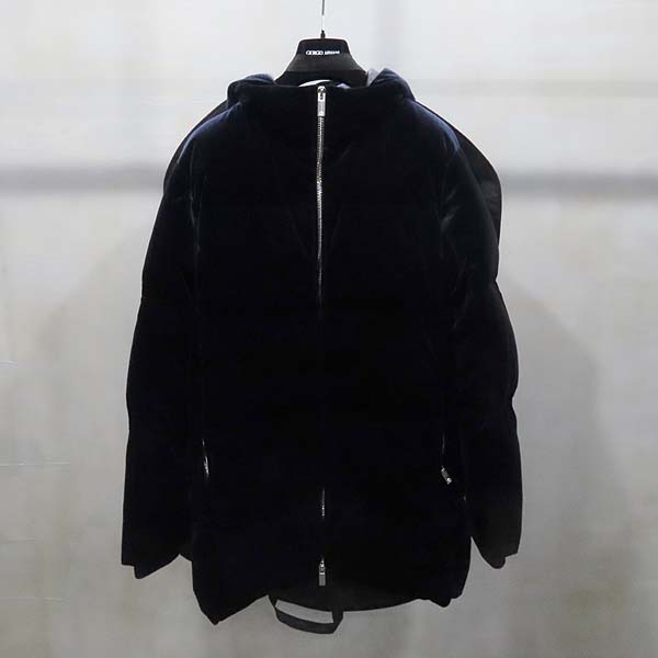 �Ƹ����� ������ �е�